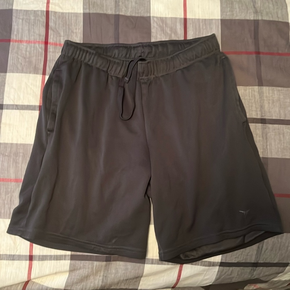 Old Navy Go-Dry Men’s Shorts